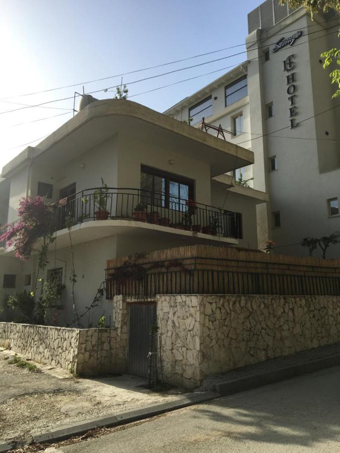 Private Apartment At Guest House Hektor & Aferdita Vlora Kültér fotó