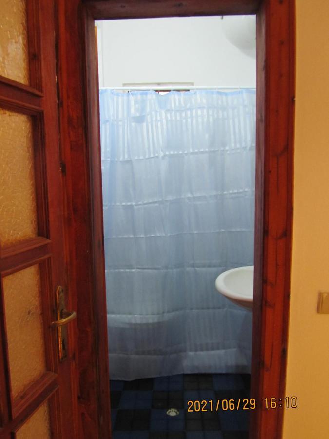 Private Apartment At Guest House Hektor & Aferdita Vlora Kültér fotó